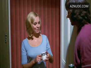 LYNETTE CURRAN in ALVIN PURPLE (1973)