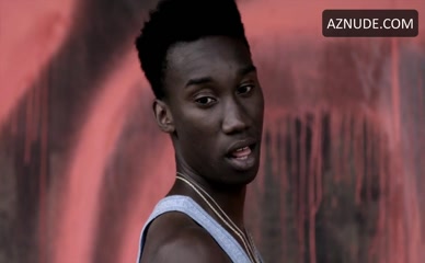 ANTONIA THOMAS NUDE/SEXY SCENE IN MISFITS