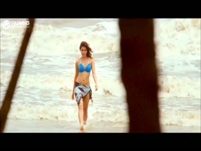 SAMANTHA RUTH in ANJAAN(2014)