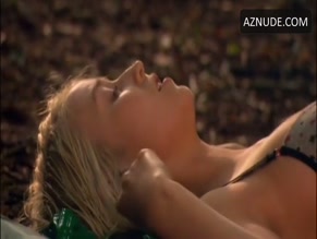 LILY LOVELESS in SKINS (2007-2011)