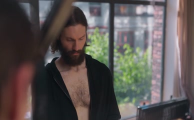 ELIZAVETA SHAKIRA NUDE/SEXY SCENE IN RAZOCHAROVANNYE