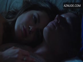 ROXANNE MCKEE NUDE/SEXY SCENE IN DOMINION