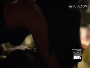 GABRIELLE UNION NUDE/SEXY SCENE IN BEING MARY JANE