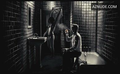 CARLA GUGINO NUDE/SEXY SCENE IN SIN CITY