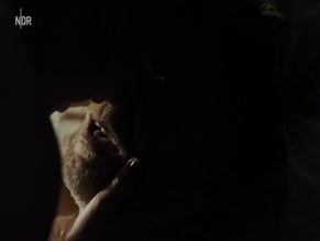 KATYA MOLCHANOVA in POLIZEIRUF 110