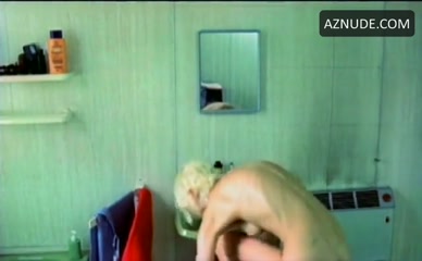 DELFINE BAFORT NUDE/SEXY SCENE IN STEVE + SKY