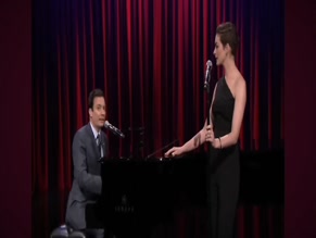 ANNE HATHAWAY in THE TONIGHT SHOW STARRING JIMMY FALLON (2014-)