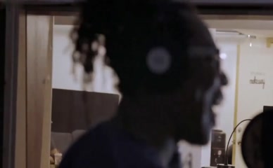 SABRINA SAWYERS NUDE/SEXY SCENE IN SHARK