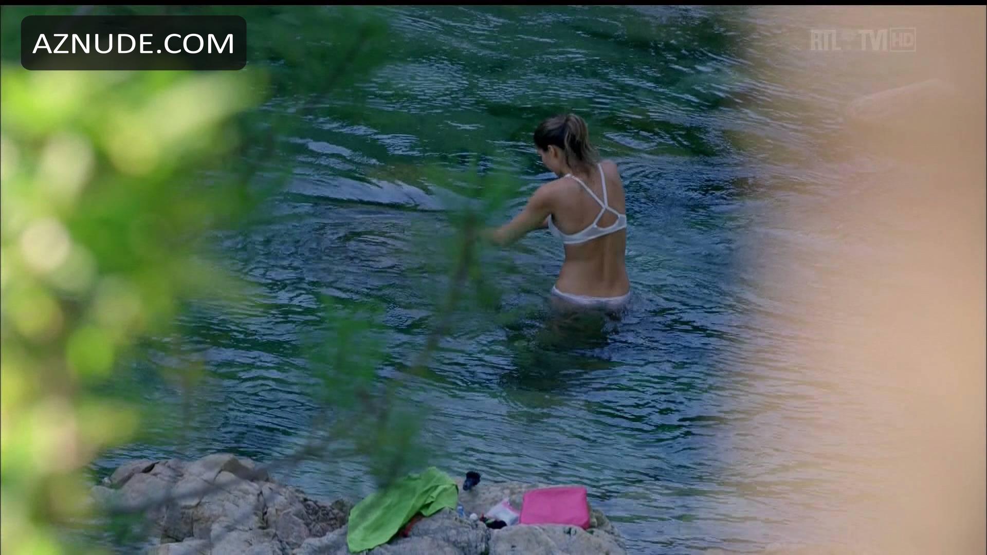 CAMPING PARADIS NUDE SCENES - AZNude