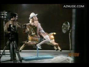 CLARE HOLMAN NUDE/SEXY SCENE IN AFRAID OF THE DARK