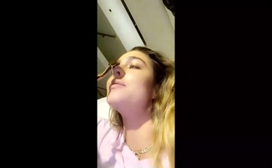 SOMMER RAY NUDE/SEXY SCENE IN SOMMER RAY PLAYING AND KISSING