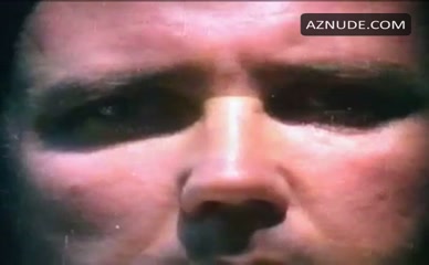 LINNEA QUIGLEY NUDE/SEXY SCENE IN PSYCHO FROM TEXAS