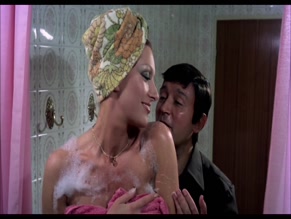 HELGA LINE in TRES SUECAS PARA TRES RODRIGUEZ (1975)