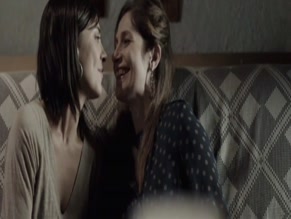 NURIA PRIMS in TRASH