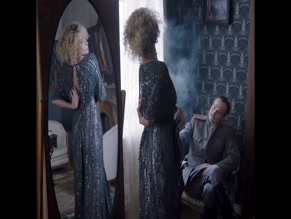 YULIYA VYSOTSKAYA in KHRONIKI RUSSKOY REVOLYUTSII