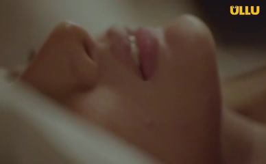 NIKHITA CHOPRA,AAYUSHI JAISWAL NUDE/SEXY SCENE IN KHUL JA SIM SIM