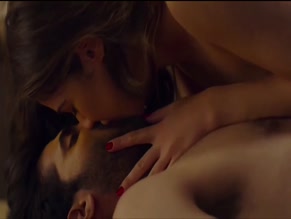 AMANDA ROSARIO in KAALAKAANDI