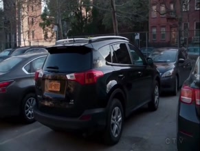 KELLI BARRETT in LAW & ORDER: SPECIAL VICTIMS UNIT (2001-)