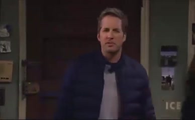 BETH BEHRS NUDE/SEXY SCENE IN 2 BROKE GIRLS