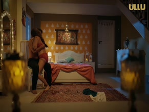 PRIYANKA HALDAR,PRIYANKA CHAURASIA NUDE/SEXY SCENE IN TU HAAN KAR YA NAA KAR