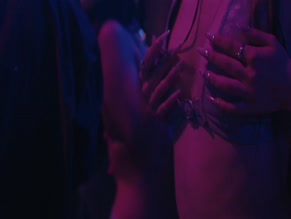SARA VIDORRETA,CLAUDIA ROSET,EUGENIA CUARESMA,YOLANDA RAMOS,NADIA VILAPLANA NUDE/SEXY SCENE IN GRADUATION TRIP: MALLORCA