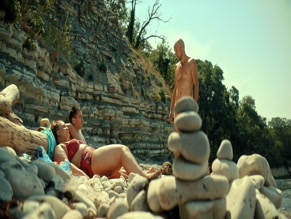 SOPHIA ZAYKA NUDE/SEXY SCENE IN KAK DRUZYA ZAKHARA ZHENILI
