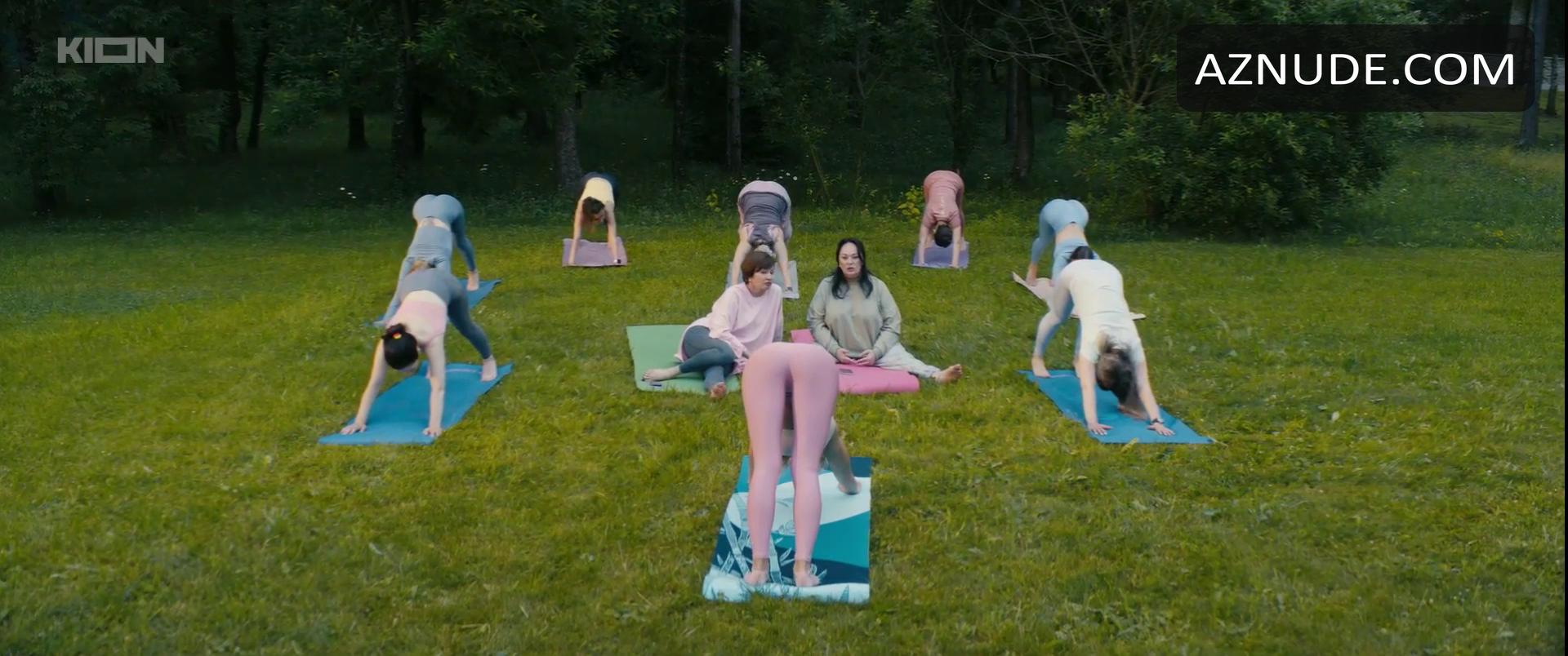 Тас жолдан келген жезөкше Құмарлық шұлық порно