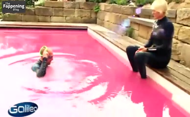 ANNICA HANSEN NUDE/SEXY SCENE IN ANNICA HANSEN SEXY VIDEO SHOWS OFF HER HOT BODY IN A TIGHT SWIMSUIT IN GALILEO EXTREM