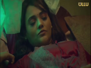 JINNIE JAAZ NUDE/SEXY SCENE IN CHARMSUKH (JANE ANJANE MEIN 5)