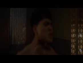 STEPHANIE RAZ in TAMPIPI (2025)