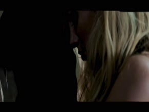 BLAKE LIVELY NUDE/SEXY SCENE IN THE TOWN