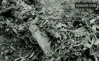 DIANA MARISCAL NUDE/SEXY SCENE IN FANDO Y LIS