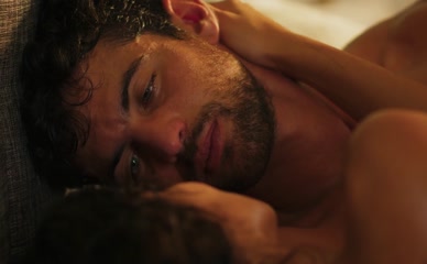 ESSINED APONTE NUDE/SEXY SCENE IN ESCUPIRE SOBRE SUS TUMBAS