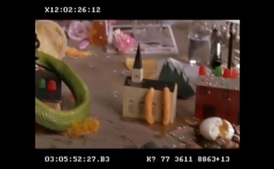 YARA MCCLAY NUDE/SEXY SCENE IN BABYSITTING WITHOUT A NET