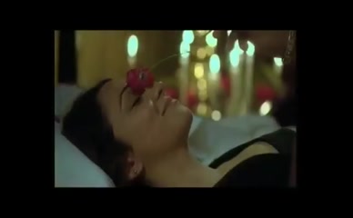 NAUHEED CYRUSI NUDE/SEXY SCENE IN ROCKIN' MEERA