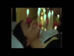 NAUHEED CYRUSI in ROCKIN' MEERA (2006)