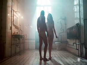 LUCY AARDEN NUDE/SEXY SCENE IN DEATH RACE 4: BEYOND ANARCHY