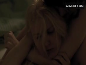 WHITNEY ABLE,ALEXANDRA BRECKENRIDGE NUDE/SEXY SCENE IN DARK