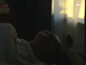 BIANCA KRONLOF in UNGE LOVENDE(2018)