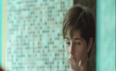 ANNA TSUKANOVA-KOTT,ELIZAVETA SHAKIRA,UNKNOWN NUDE/SEXY SCENE IN MAZHOR V DUBAE