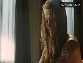 BOJANA NOVAKOVIC NUDE/SEXY SCENE IN THE COOKS