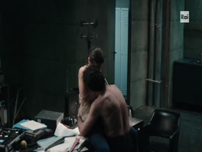 FRANCESCA INAUDI NUDE/SEXY SCENE IN IL CACCIATORE