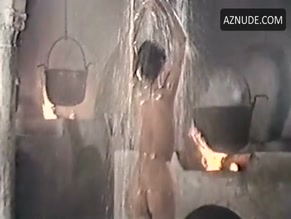 MARIA ROSARIA OMAGGIO NUDE/SEXY SCENE IN LA LOZANA ANDALUZA