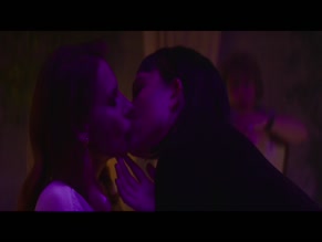 TEREZA DIURO NUDE/SEXY SCENE IN CHINOVNIK