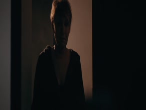 ROBERTA DA SOLLER in EFFETTO DOMINO (2019)
