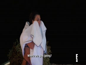ADDISON RAE in KEEPING UP WITH THE KARDASHIANS (2007-)