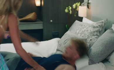 DENISE RICHARDS NUDE/SEXY SCENE IN SEND IT!