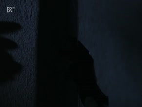 CHRISTINE JIRKU NUDE/SEXY SCENE IN SCHNELL ERMITTELT