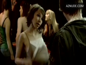 JESSICA PARKER KENNEDY NUDE/SEXY SCENE IN DECOYS: THE SECOND SEDUCTION