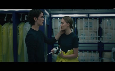 LILY-ROSE DEPP NUDE/SEXY SCENE IN VOYAGERS